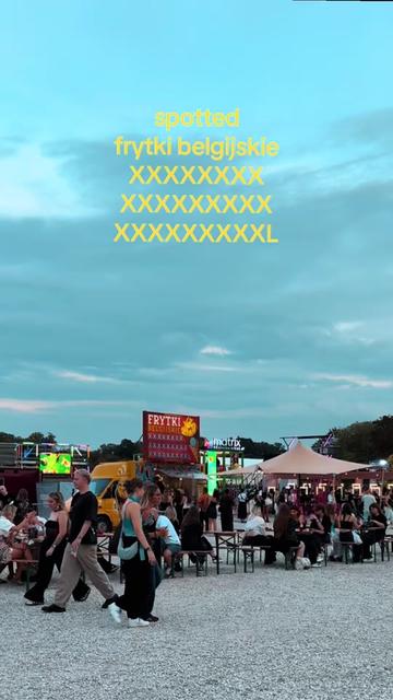 @em⋆˙⟡