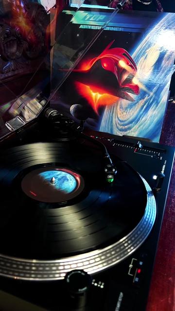 @Vintage Vibes Records