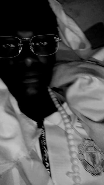 @zipop the light 💡💡💡💸💵💰