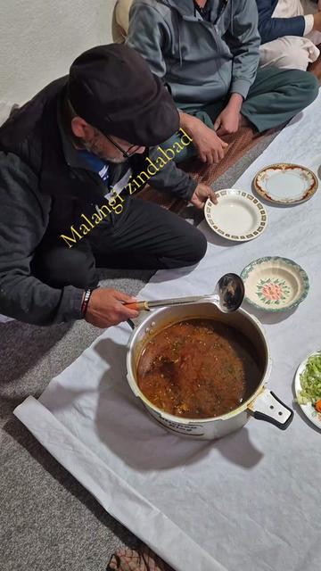 @malangi Dera