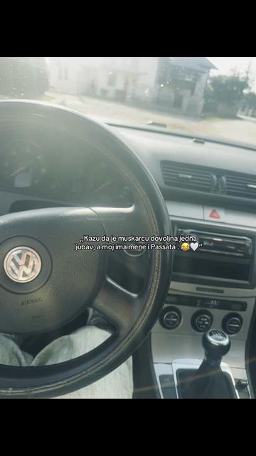 @vikixq👑