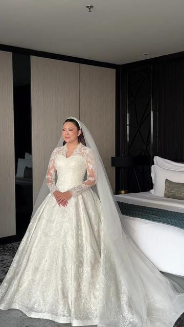 @Ivory Bridal