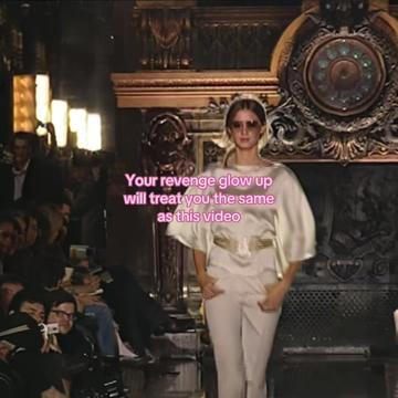@⃟