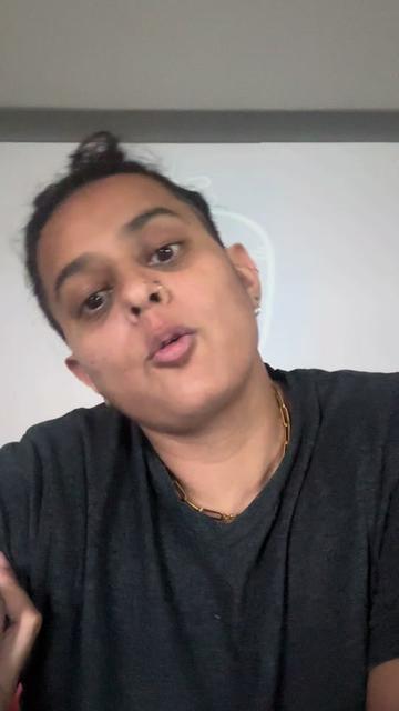 @LesiDesiDiv
