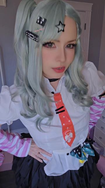 @KonekoCosplays on IG