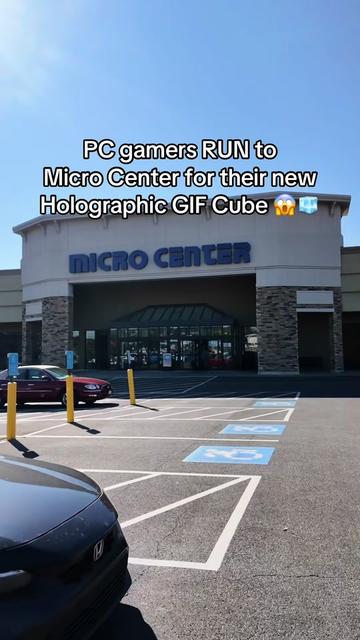 @user30964779031
