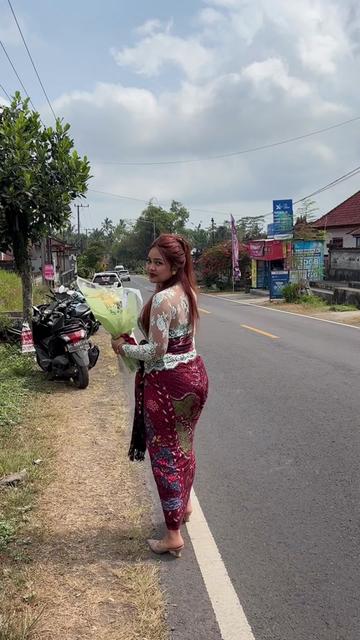 @adekayik_
