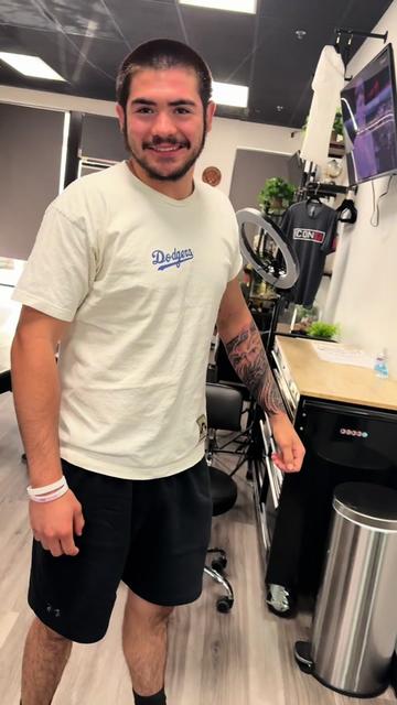 @Rickytatt | tattoo artist