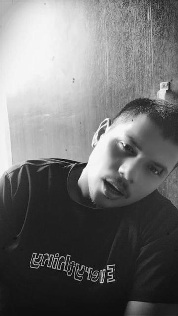 @punya giri👈️
