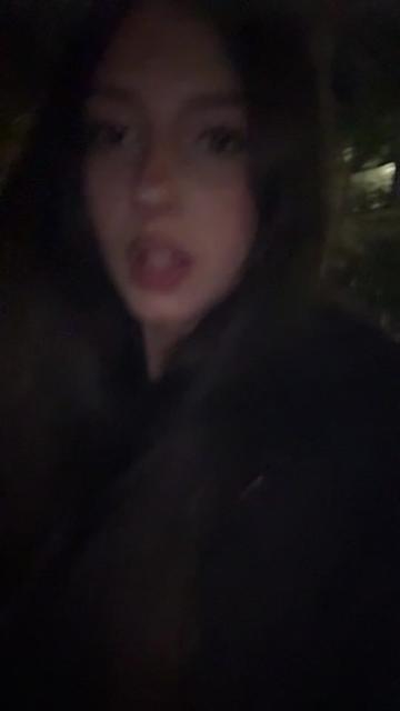 @🫂