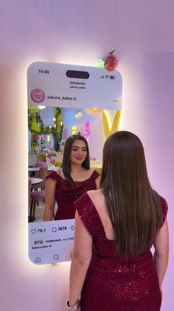@𝒮𝒶𝓀𝓊𝓇𝒶 𝒸𝒶𝒻ℯ