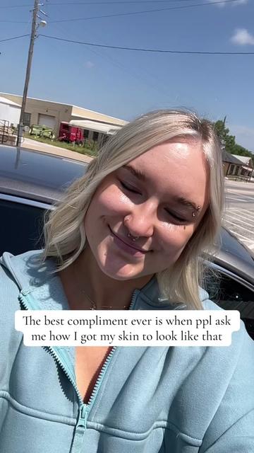 @Bay | Acne Baddie ✨