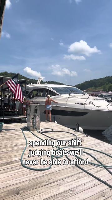 @Quicky’s Gas Dock