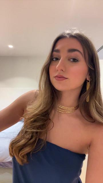 @Carlotaa
