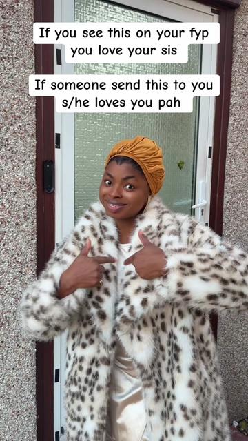 @Queen 👸 of Mimics 💫