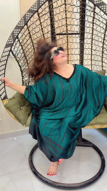 @عائشہ بٹ آفیشل