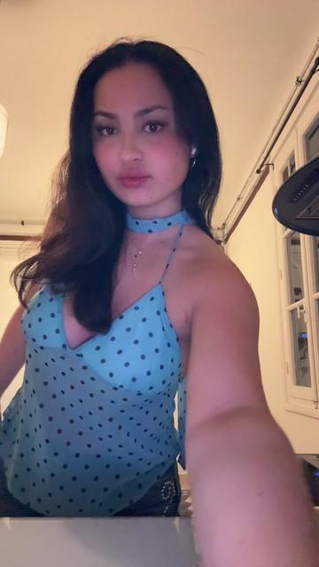@clarabella1888