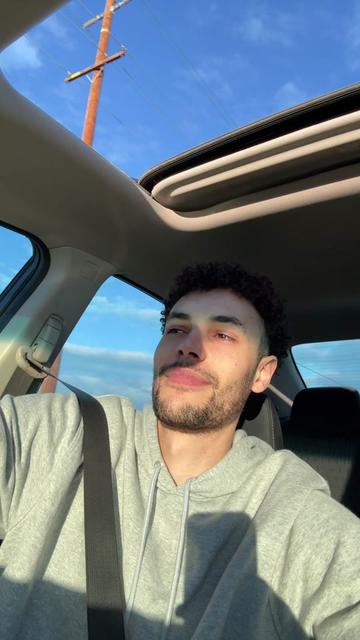 @Chrisbucketz