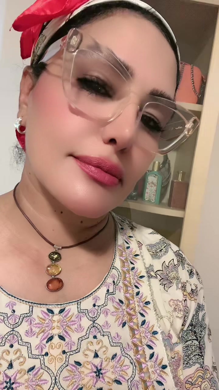 @Suzi-almanswr
