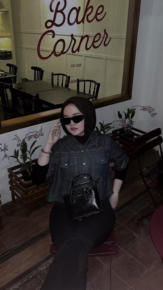 @anniputri5