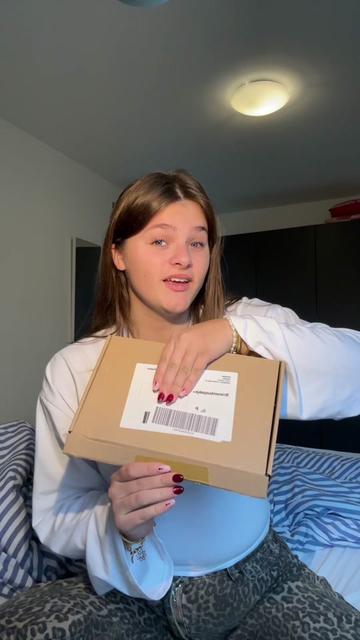 @𝓷𝓸𝓸𝓻🌸