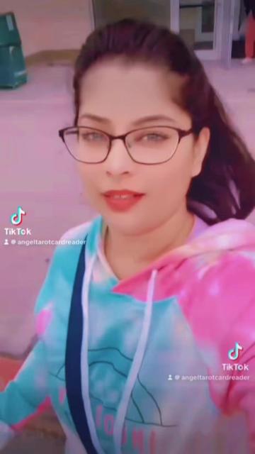 @BeautywithBrain😎😎🧠🧐👸