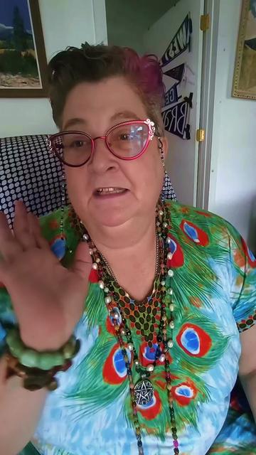@north_omaha_cat_lady