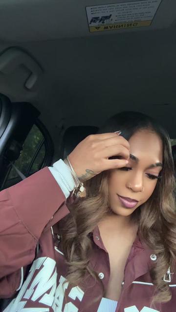 @Ariiii