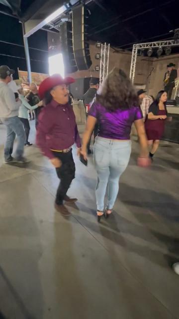 @323elcholito