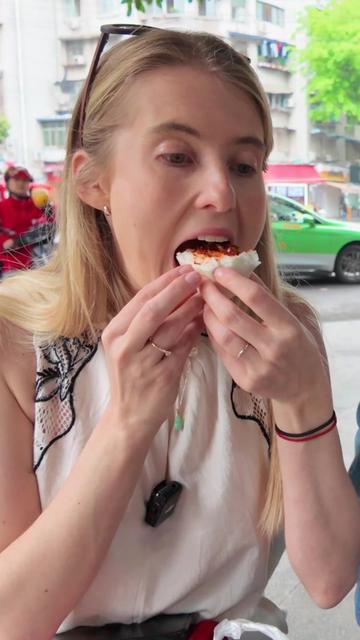 @Blondie in China