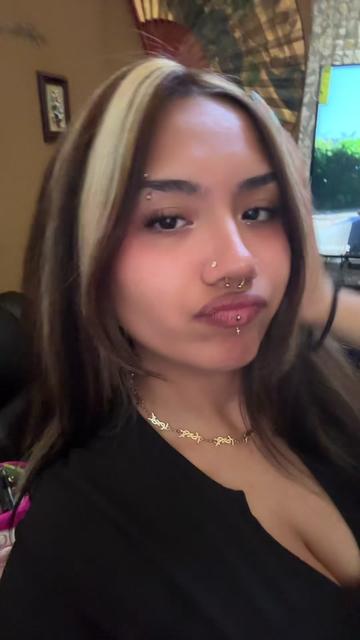 @selena ⨷