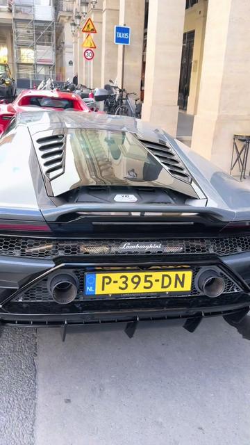 @Les Passionnés de la Voiture