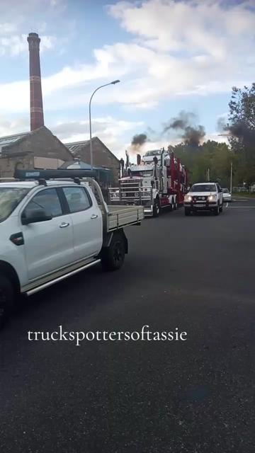 @Truck spotters of tassie