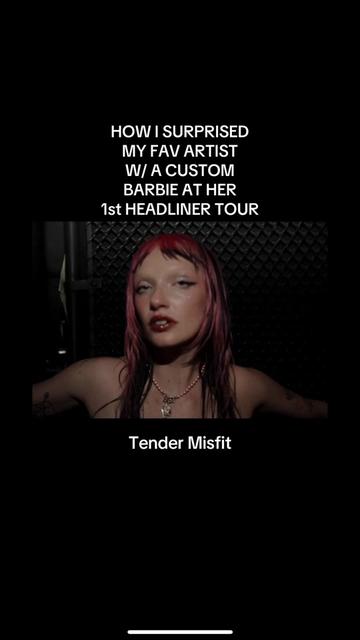 @fan page | Tender Misfit
