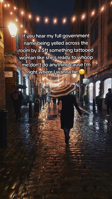@C.C. Davie - Sapphic Author