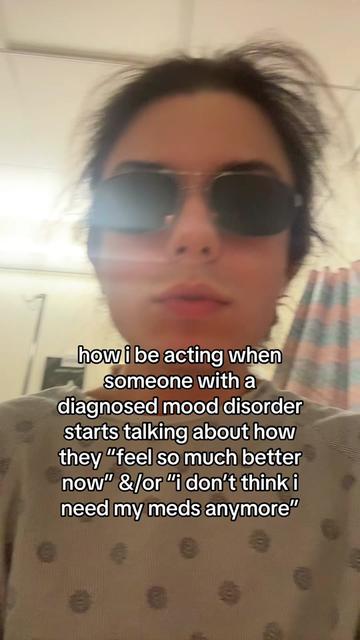@lilh0m0fr