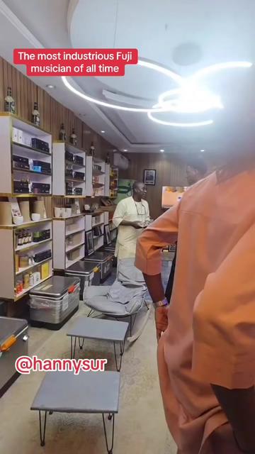 @ANISOLOJA