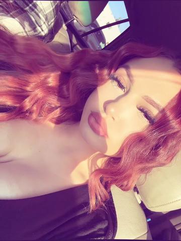 @Katiebabyy 🍒🎱🍸