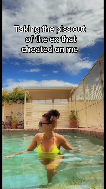 @Miss_Sarah_Jane