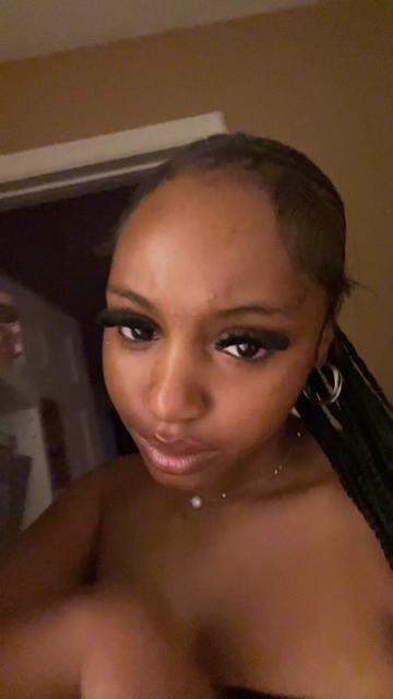 @ohshesrandom