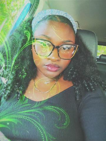 @Makayla Clarke 🩺🐝