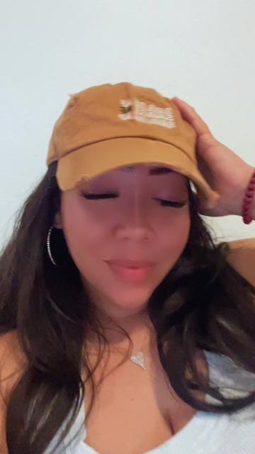 @KrystinaB 🦅🖤