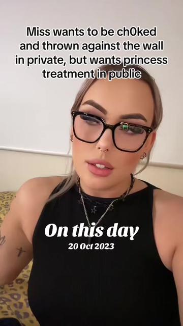 @LEASHBIAN 😈