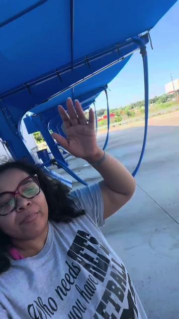 @Daqueentink