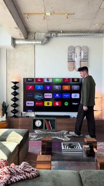 @homewithcolin