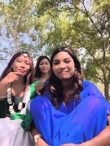@𝐋𝐢𝐥𝐥𝐲 𝐃𝐨𝐍💜🕊️