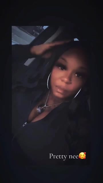@jstcallmehnee