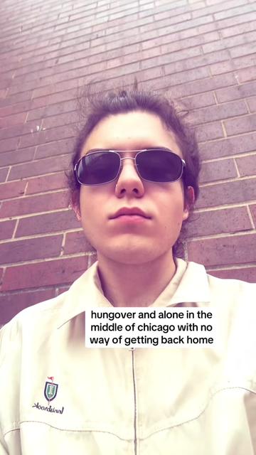 @lilh0m0fr