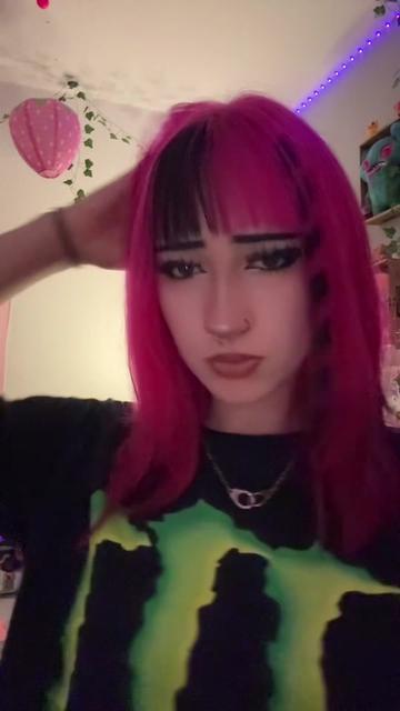 @ᵐⁱᵃ🦇