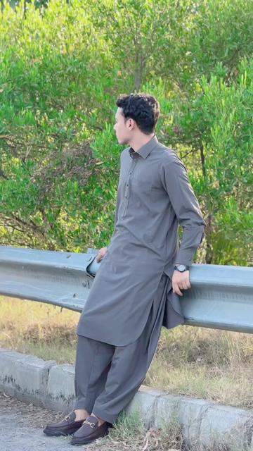 @SAQIB ๐๏ธ